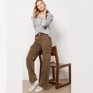 NEW Evereve KUT Miller Cargo High Rise Wide Leg Pant in Olive Green size 4